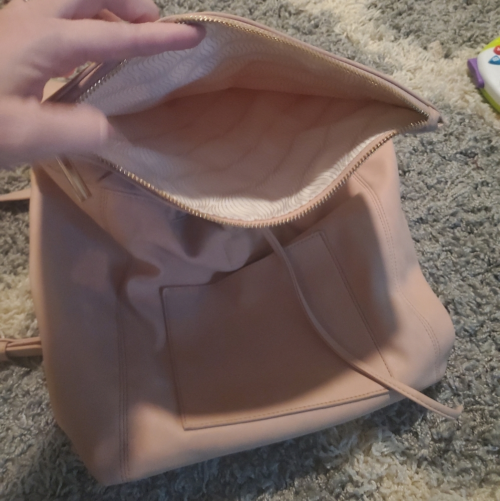 Diaper bag/back pack - Picture 5 of 8